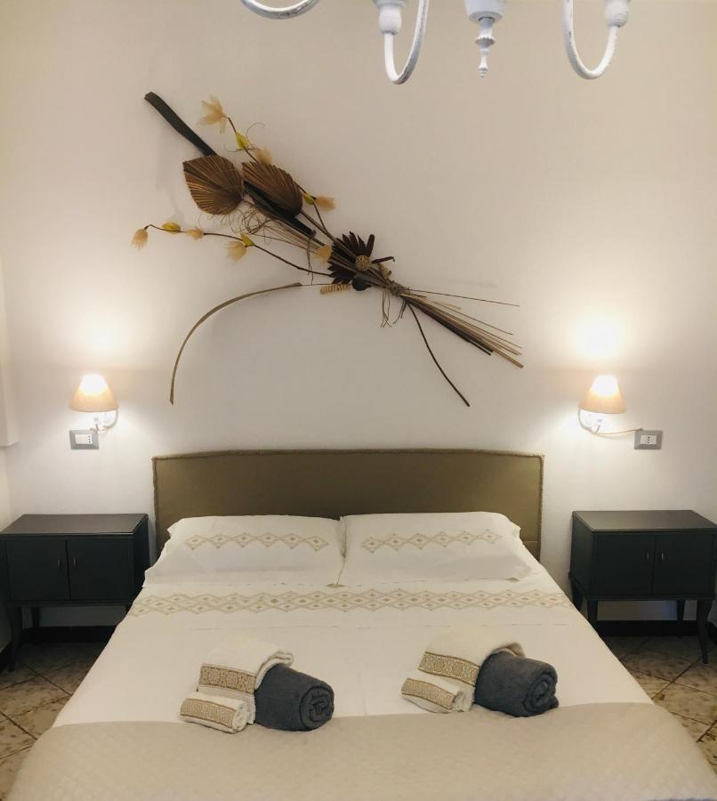 B&B Shardana Sennori Екстериор снимка